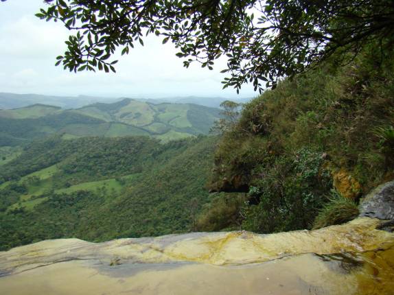 A famosa Janela do Céu, no Parque Estadual da Serra do Ibitipoca - MG